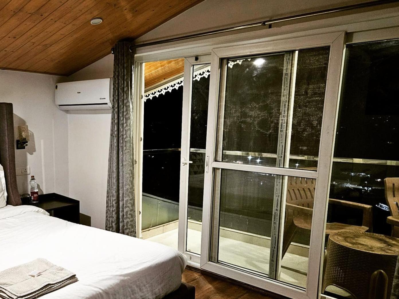 Weekend Vibes Bed and Breakfast Kasauli Buitenkant foto